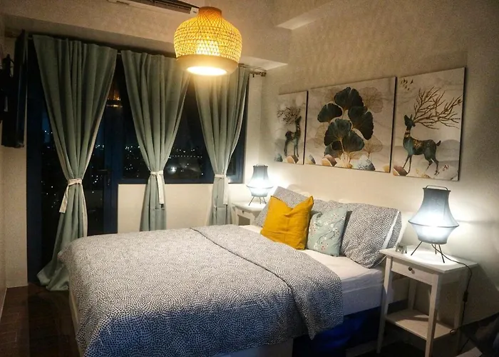 Calming Haven At Center With Netflix And Hi-speed Wi-fi Manila