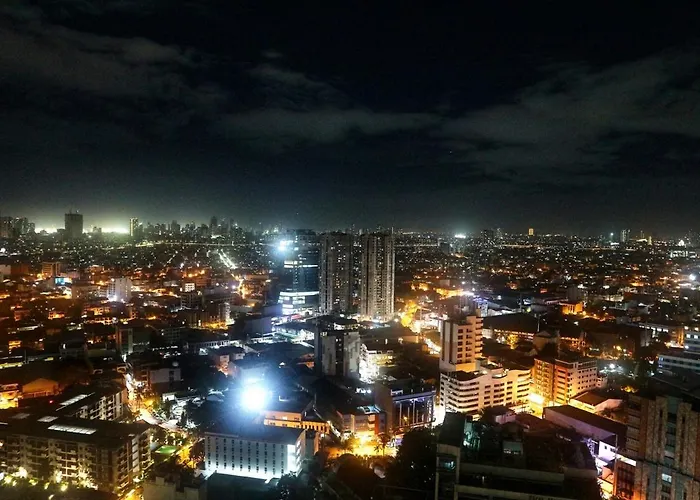 Calming Haven At Center With Netflix And Hi-speed Wi-fi 4*