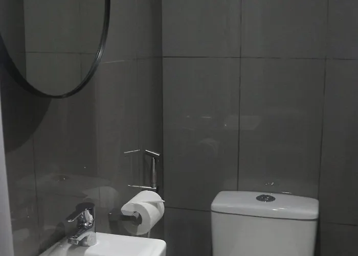 Calming Haven At Center With Netflix And Hi-speed Wi-fi 4*