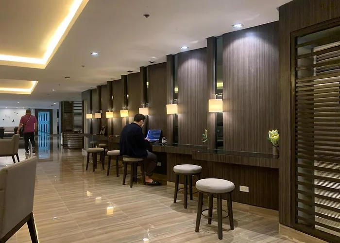 Calming Haven At Center With Netflix And Hi-speed Wi-fi Aparthotel Manila